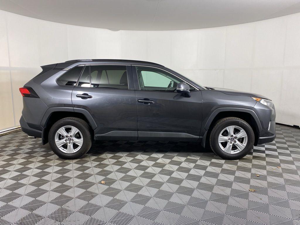 Used 2019 Magnetic Gray Metallic Toyota XLE image 4
