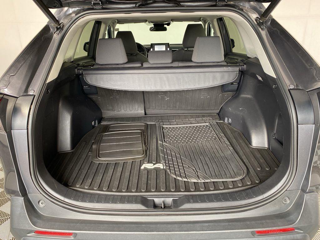 Used 2019 Magnetic Gray Metallic Toyota XLE image 17