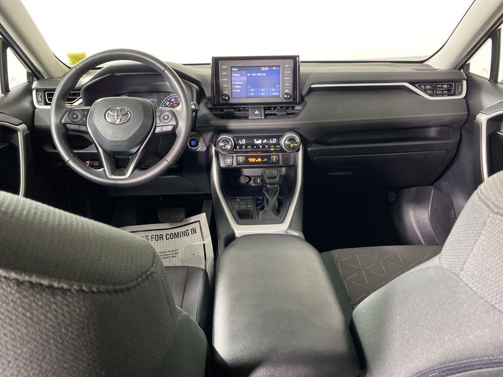 Used 2019 Magnetic Gray Metallic Toyota XLE image 27