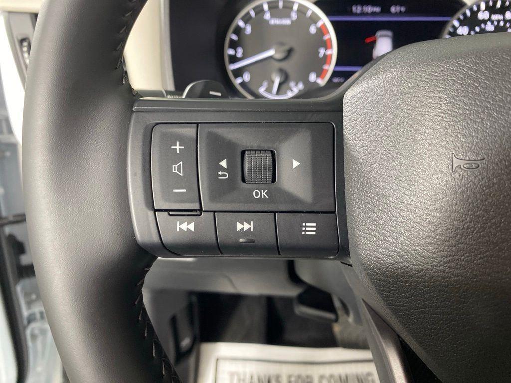 Used 2025 White Pearl Nissan SV image 12