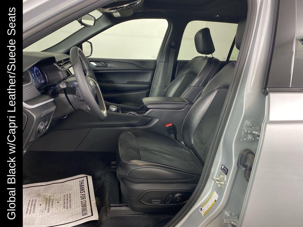 Used 2024 Silver Zynith Jeep Altitude X image 10