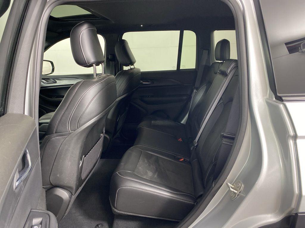 Used 2024 Silver Zynith Jeep Altitude X image 11
