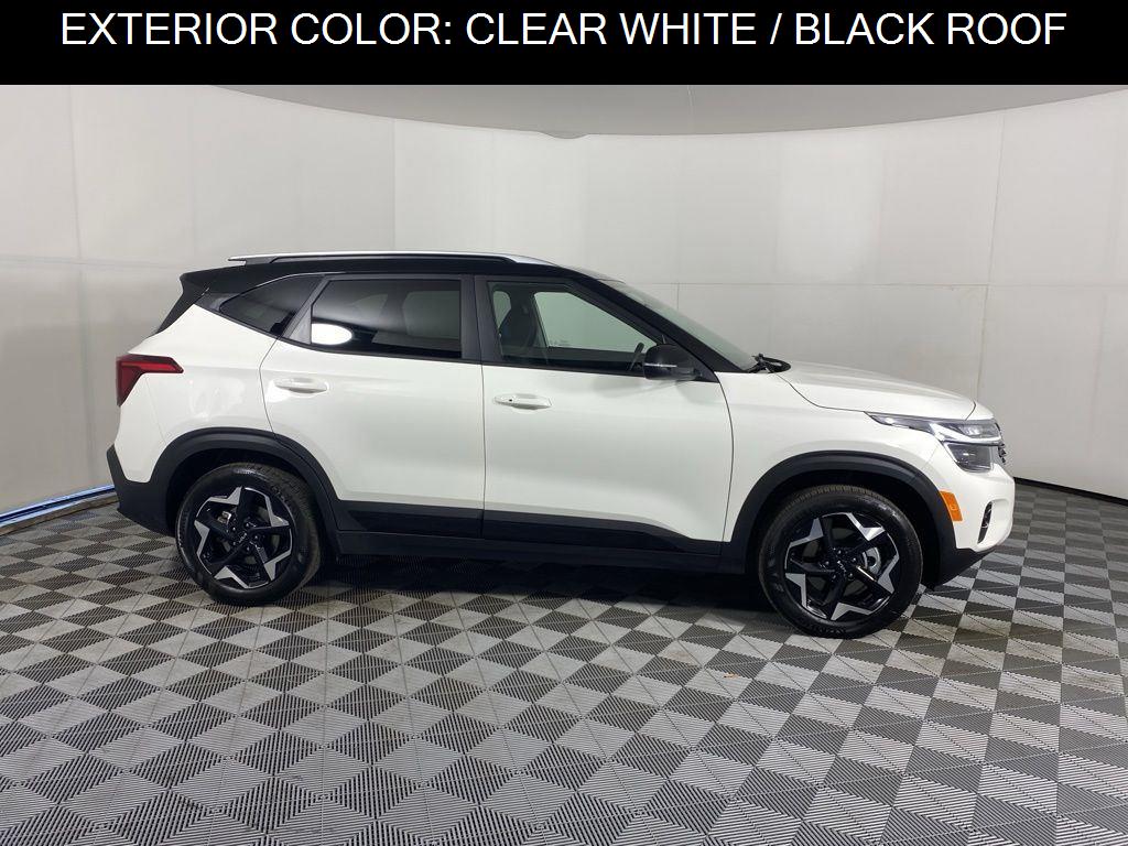 Used 2026 Clear White Kia S image 3