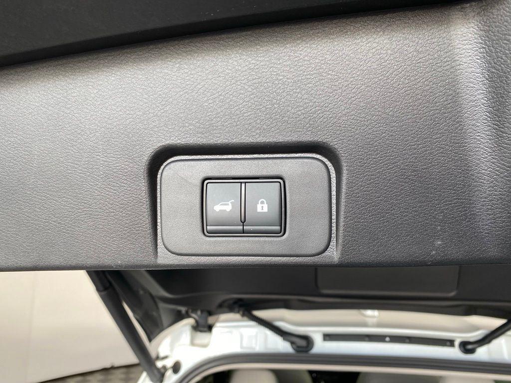 Used 2025 White Pearl Nissan SV image 20