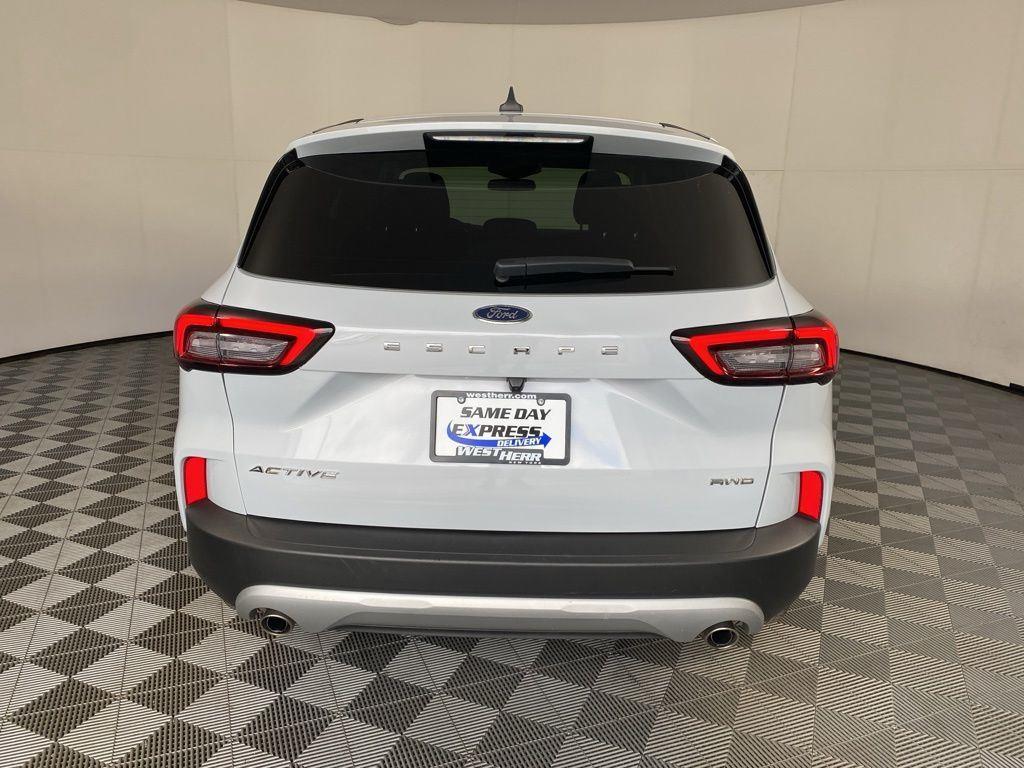 Used 2025 Silver Metallic Ford Active image 8