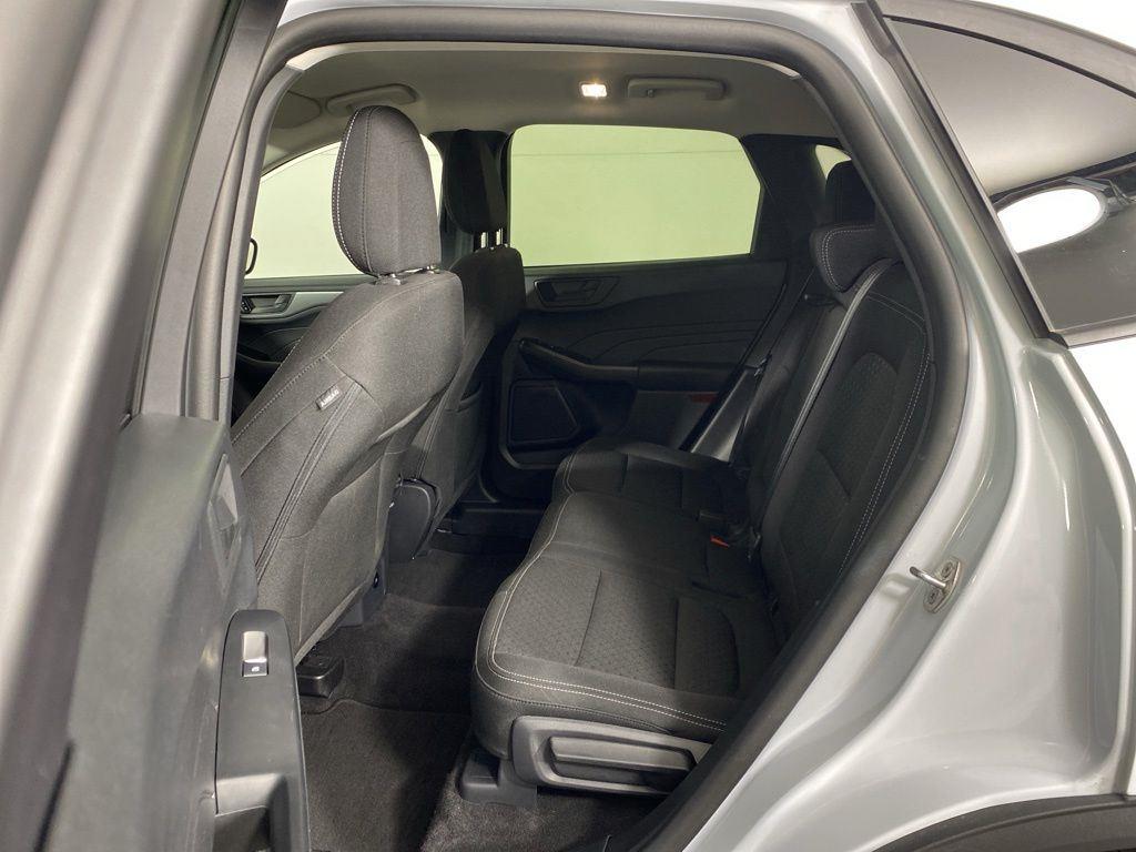 Used 2025 Silver Metallic Ford Active image 13