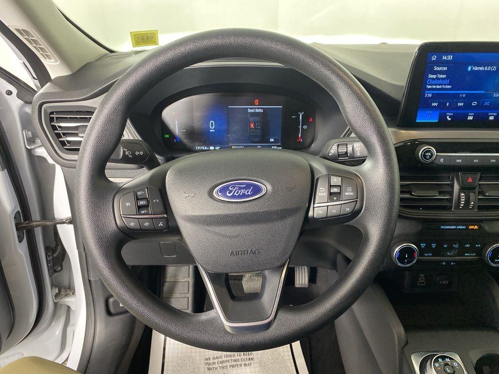 Used 2025 Silver Metallic Ford Active image 17