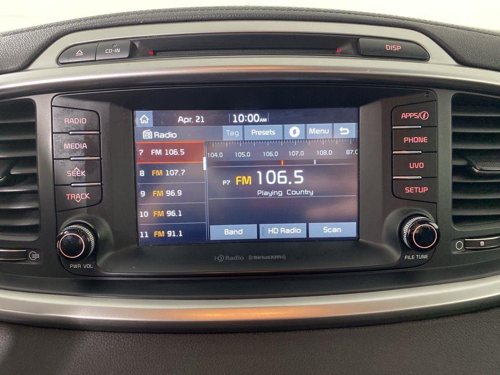 Used 2018 Ebony Black Kia LX image 19