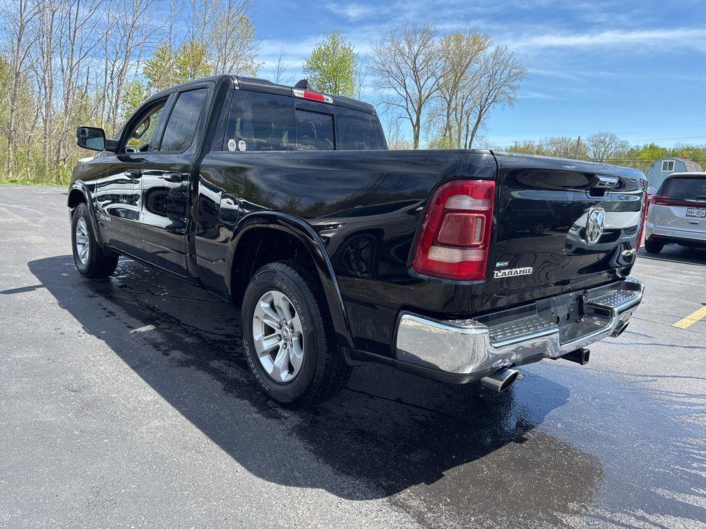 Used 2019 Diamond Black Ram Laramie image 9