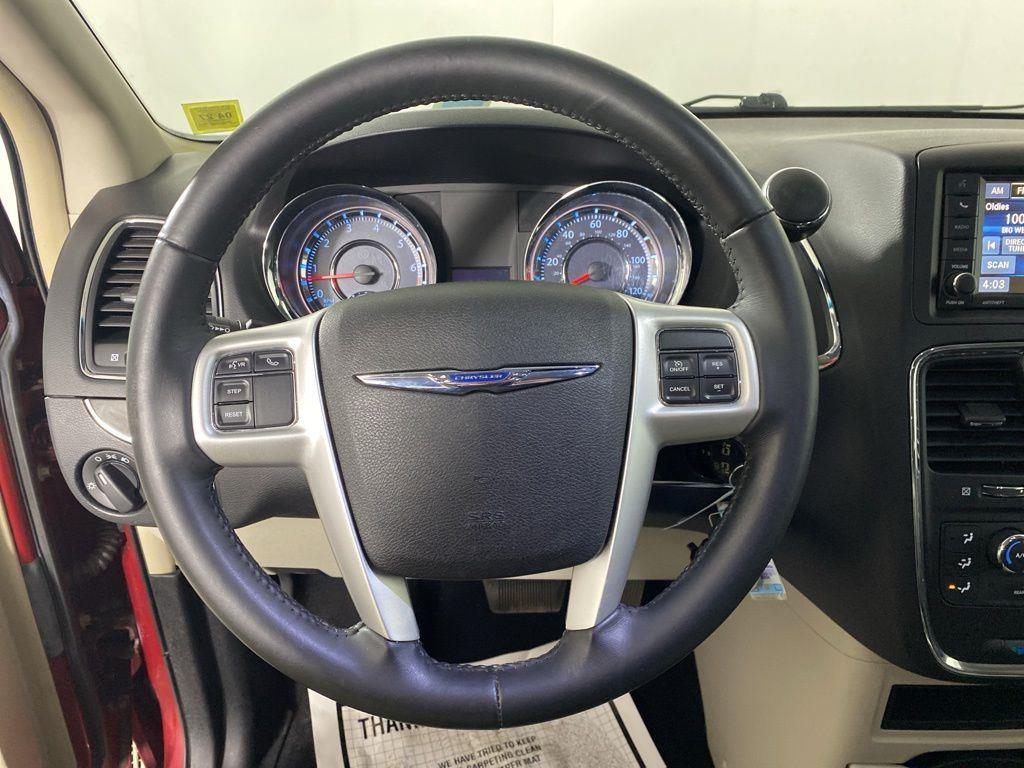 Used 2015 Deep Cherry Red Crystal Chrysler LX image 19