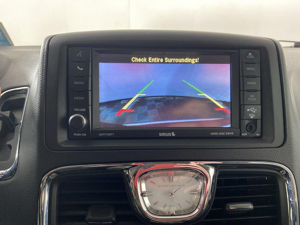 Used 2015 Deep Cherry Red Crystal Chrysler LX image 16