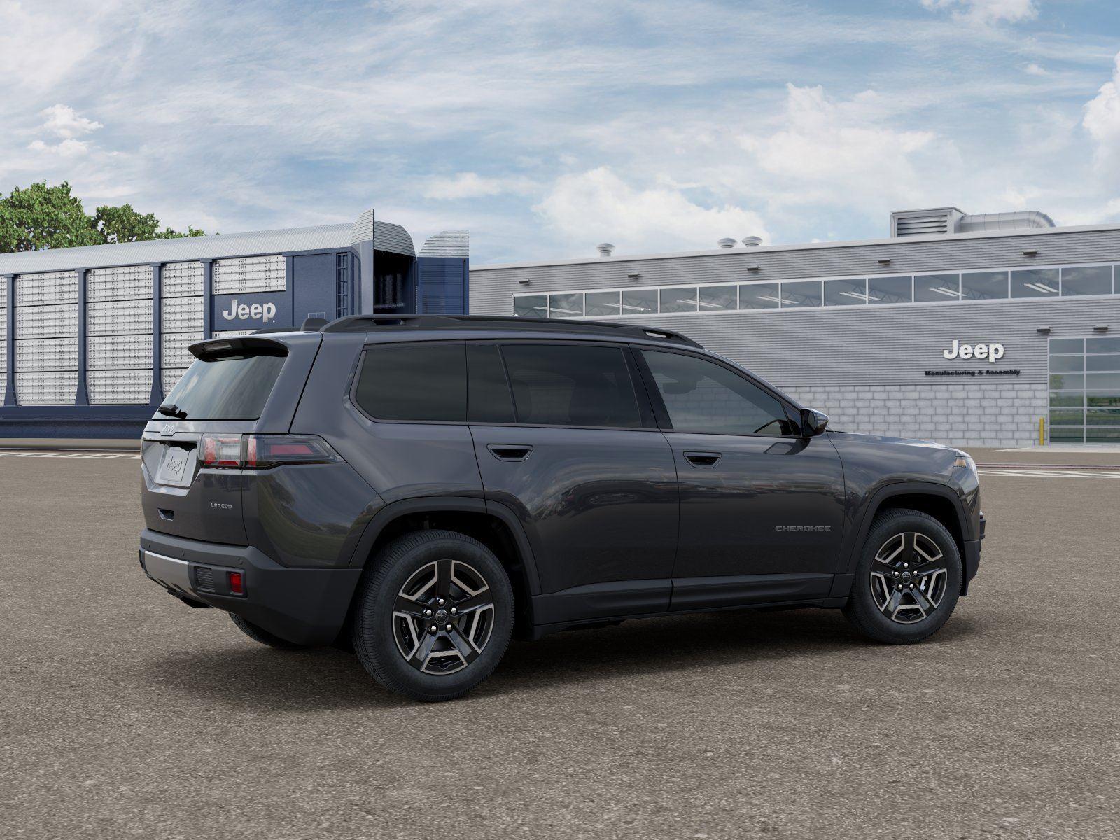 New 2026 Sting-Gray Clear-Coat Exterior Paint Jeep Laredo image 4