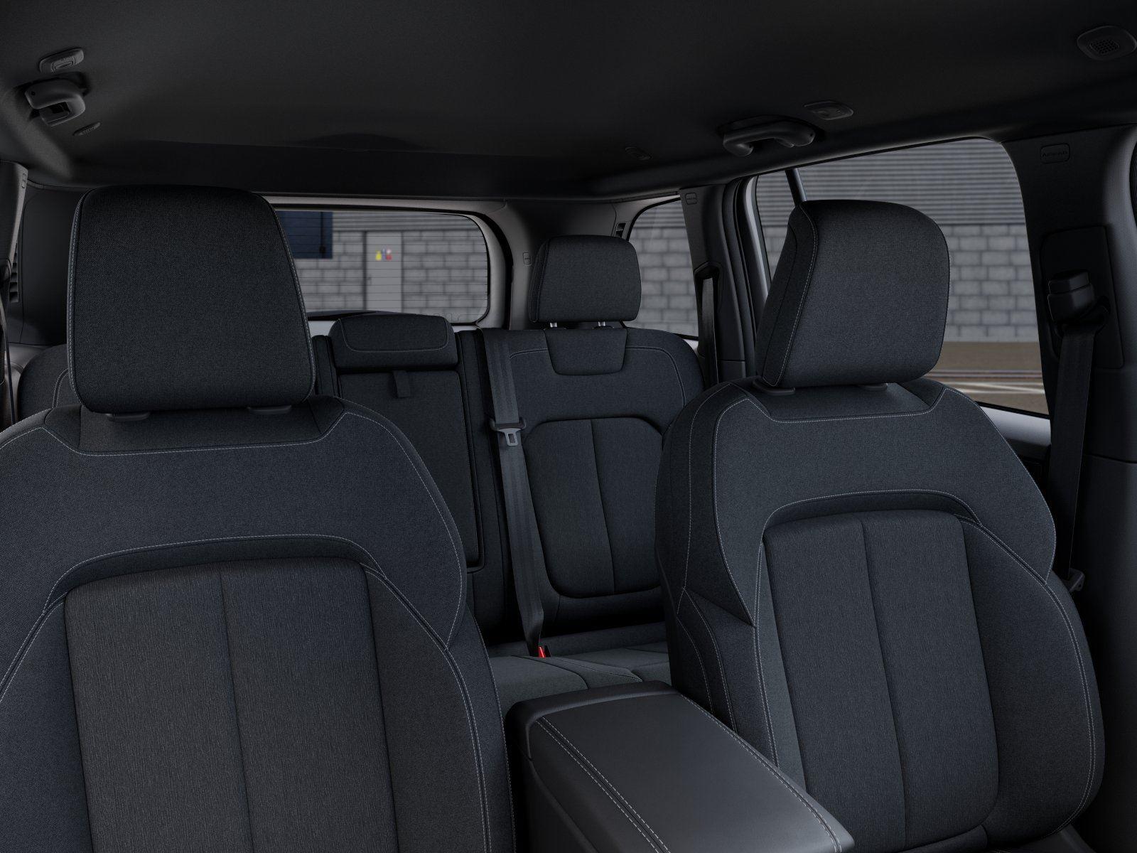 New 2026 Diamond Black Crystal Pearl-Coat Exterior Paint Jeep Laredo X image 26