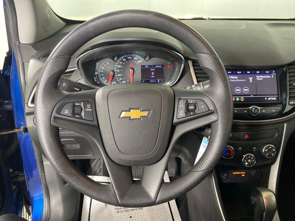 Used 2020 Pacific Blue Metallic Chevrolet LT image 15