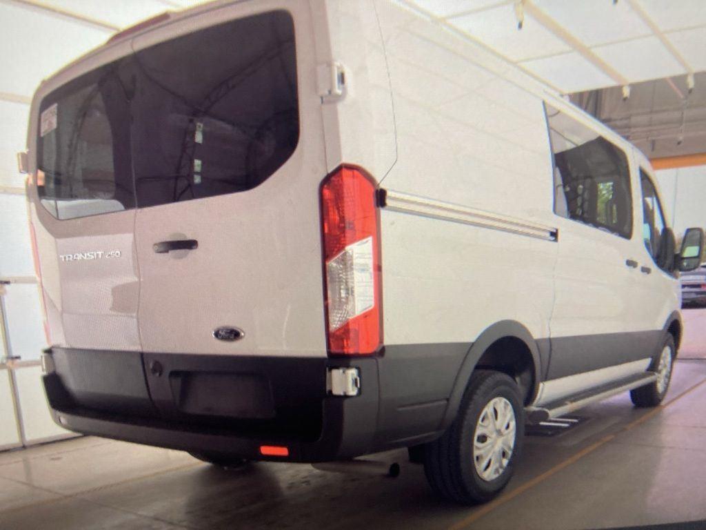 Used 2025 Oxford White Ford Base image 2