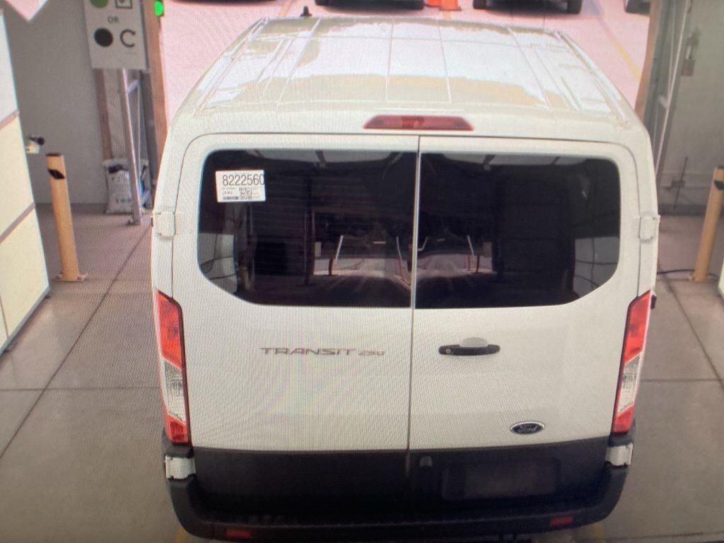 Used 2025 Oxford White Ford Base image 6