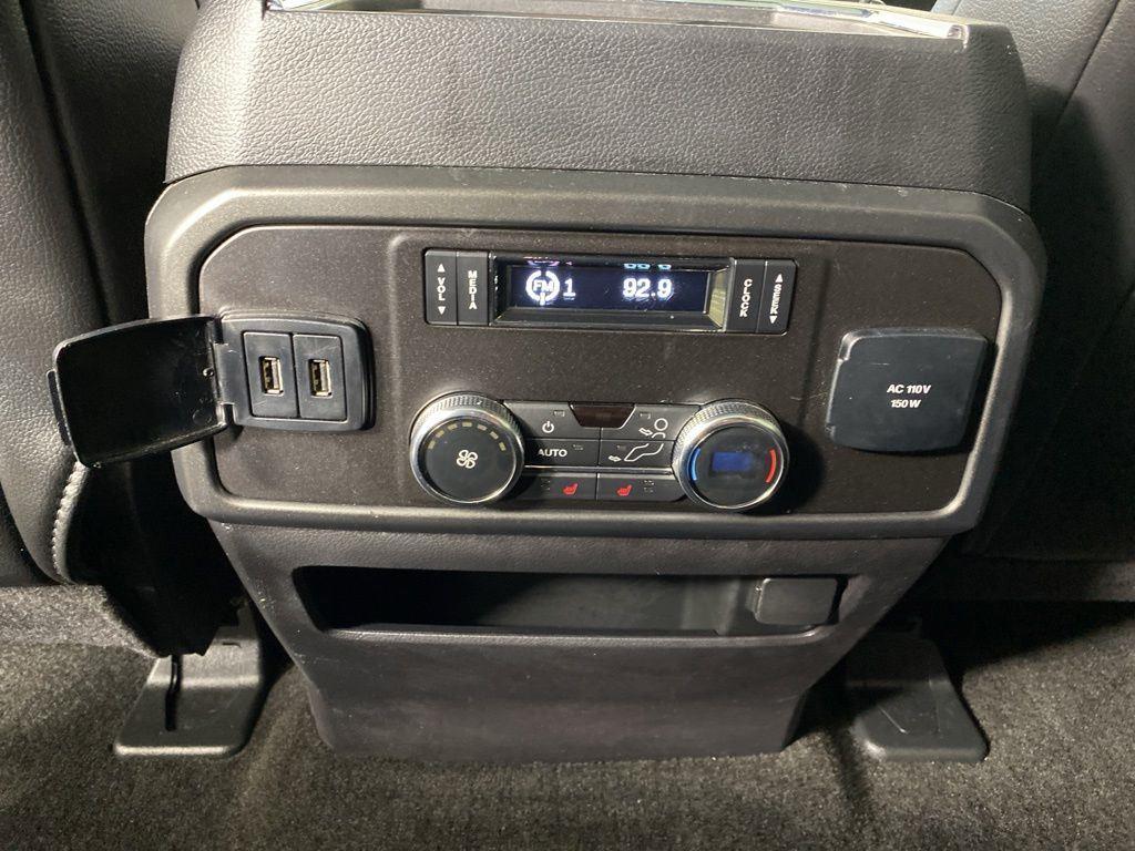 Used 2018 Magnetic Ford Limited image 32