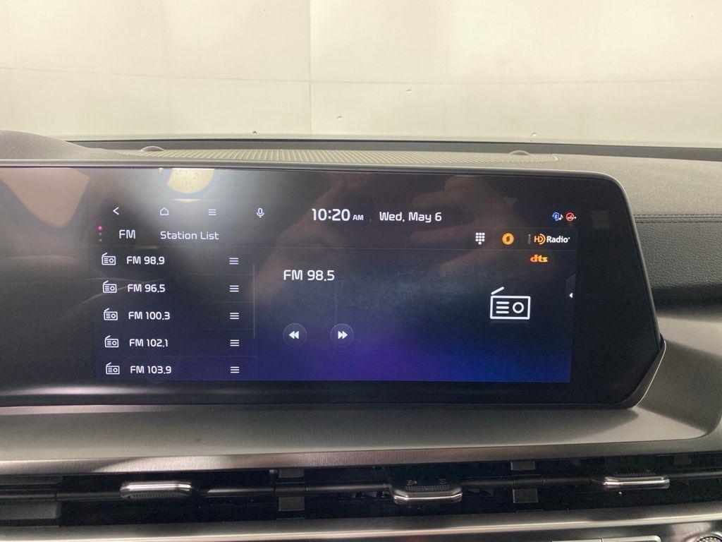Used 2025 White Pearl Kia S image 24