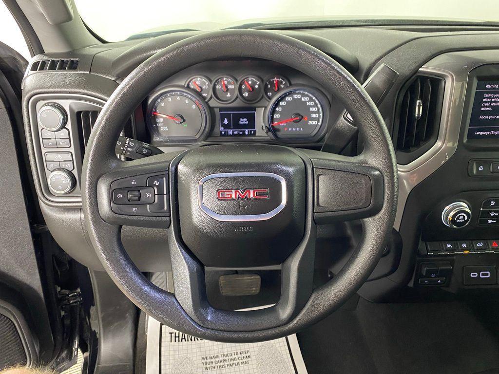 Used 2024 Onyx Black Gmc Pro image 18