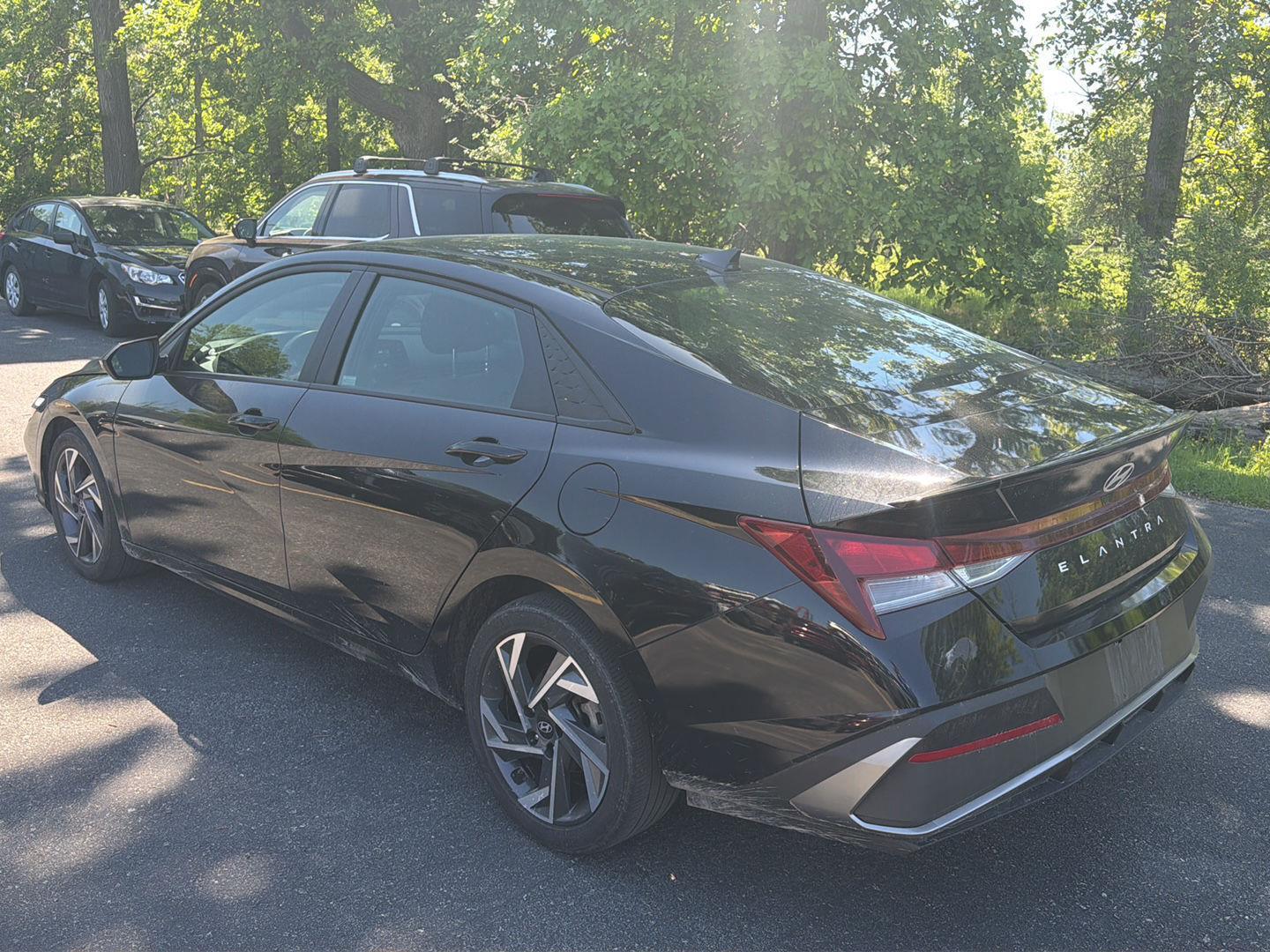 Certified Used 2025 Abyss Black Hyundai SEL Sport image 4