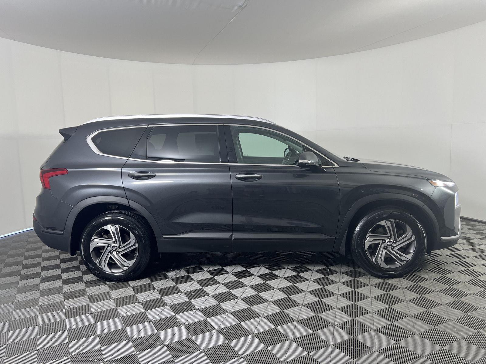 Used 2023 Portofino Gray Hyundai SEL image 2