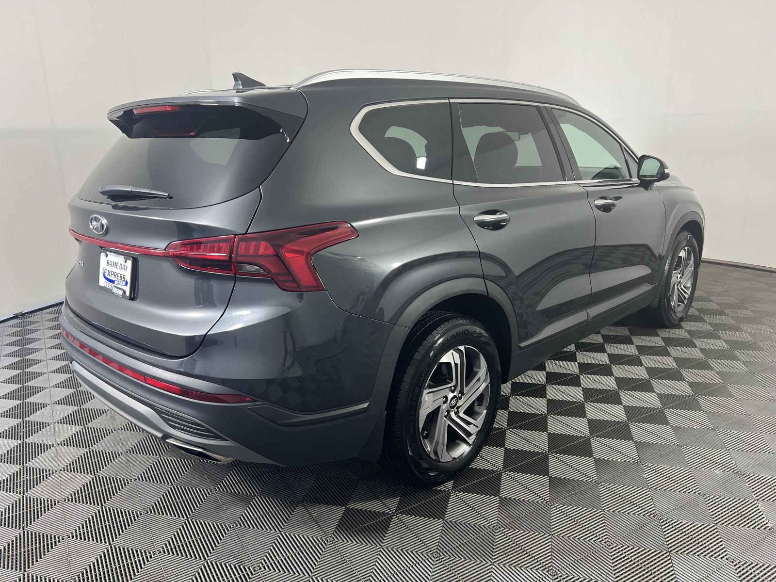 Used 2023 Portofino Gray Hyundai SEL image 3