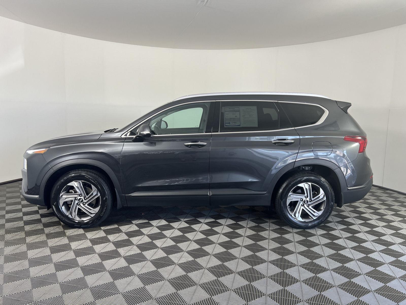 Used 2023 Portofino Gray Hyundai SEL image 6