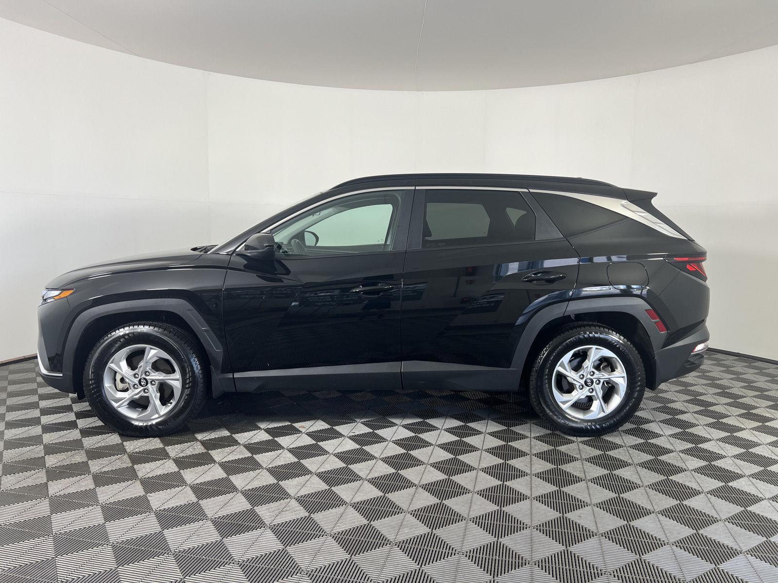 Certified Used 2024 Black Pearl Hyundai SEL image 8