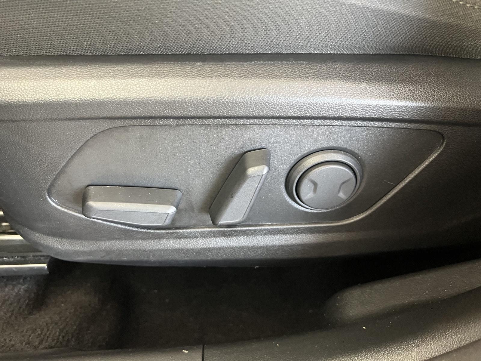 Certified Used 2024 Black Pearl Hyundai SEL image 14