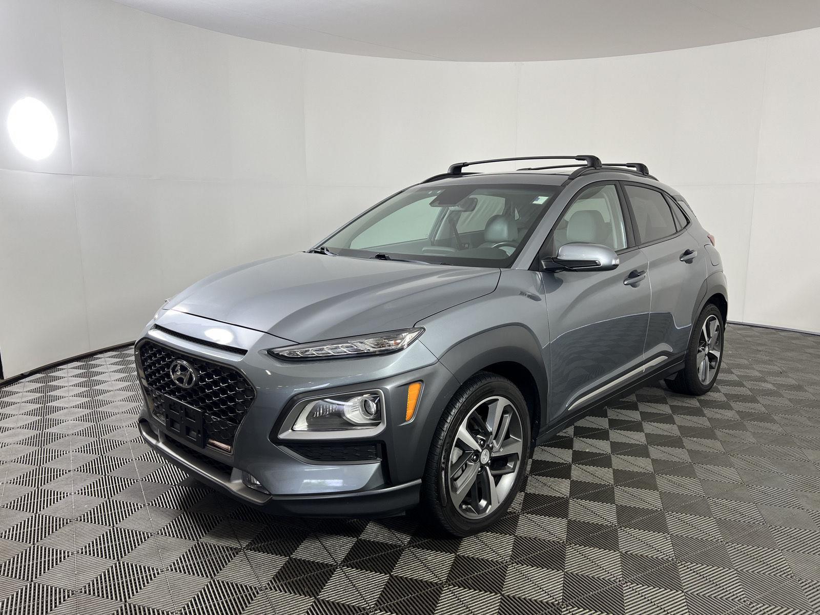 Used 2020 Sonic Silver Hyundai Limited image 16