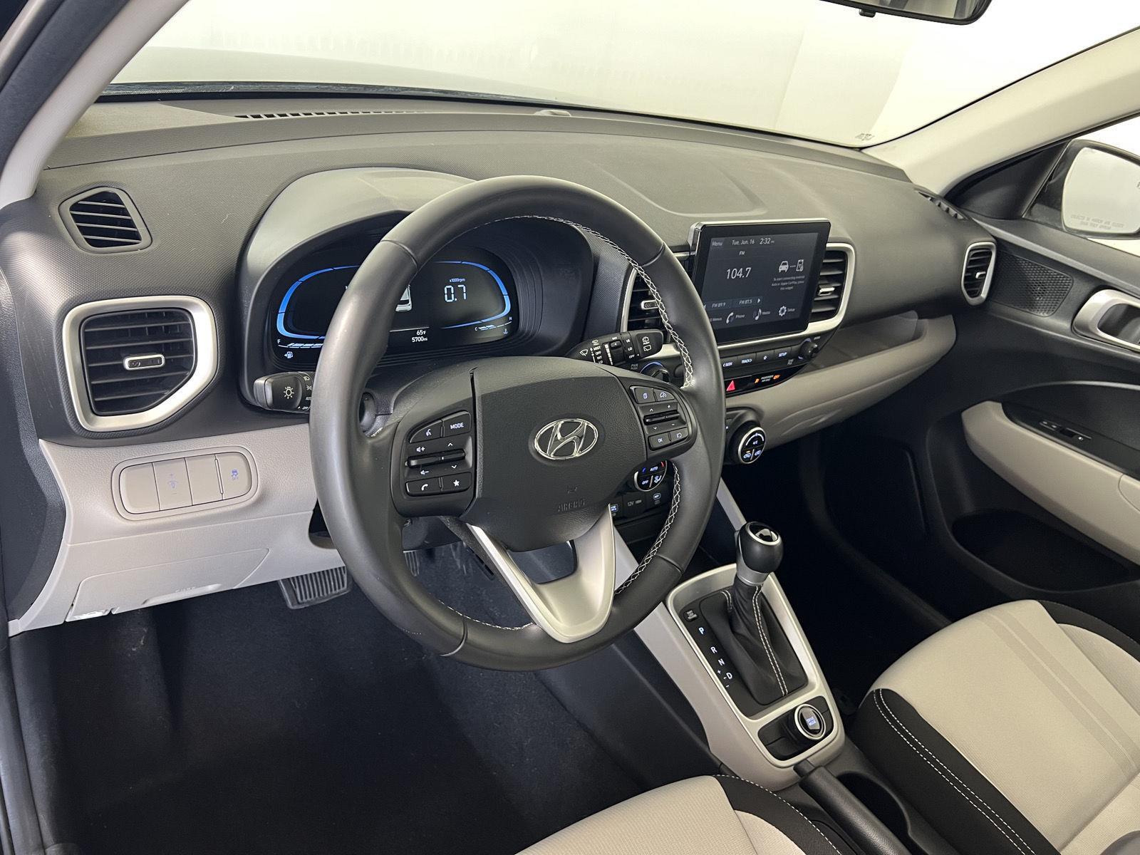 Certified Used 2023 Onyx Black Hyundai SEL image 10