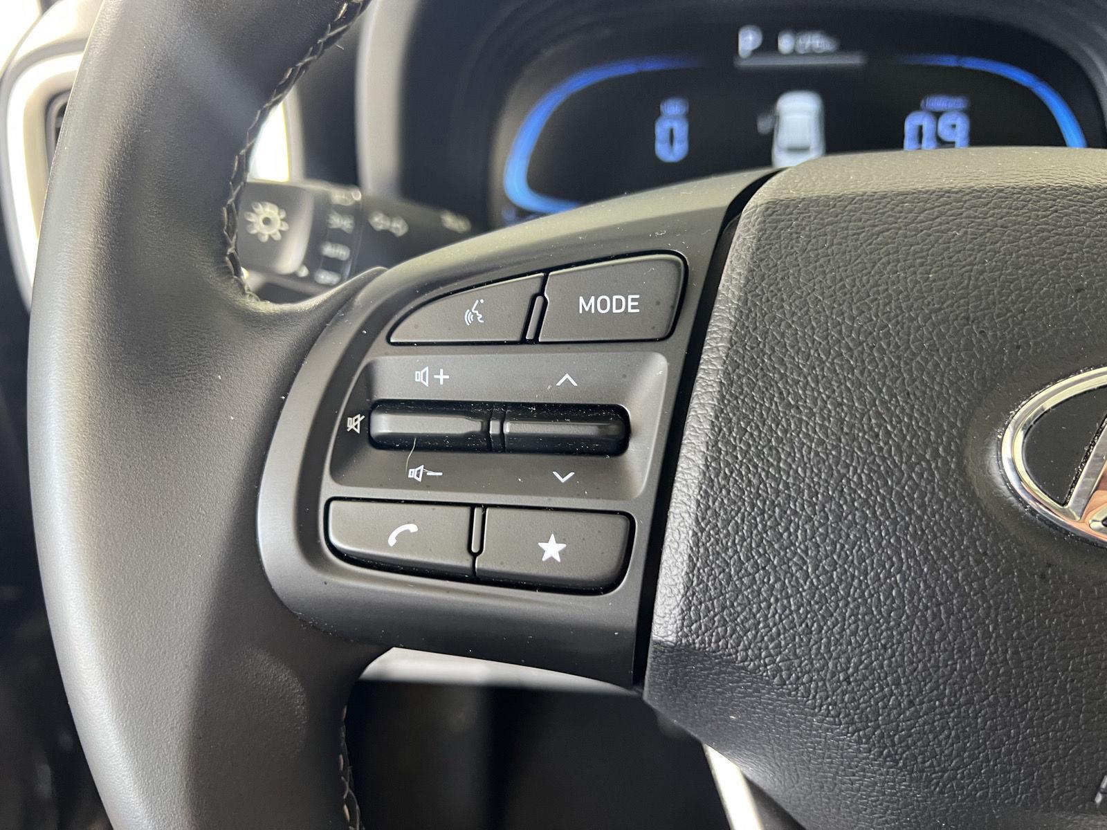 Certified Used 2023 Onyx Black Hyundai SEL image 15