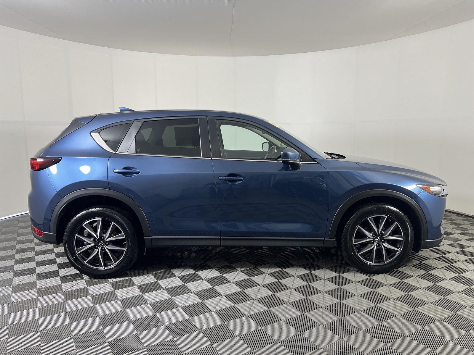Pre-Owned 2018 Mazda Mazda CX-5 Touring 4D Sport Utility in