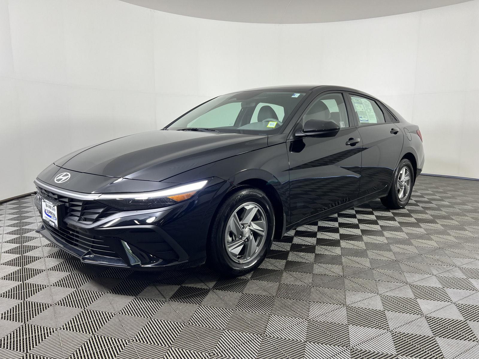 Certified Used 2024 Abyss Black Hyundai SE image 7