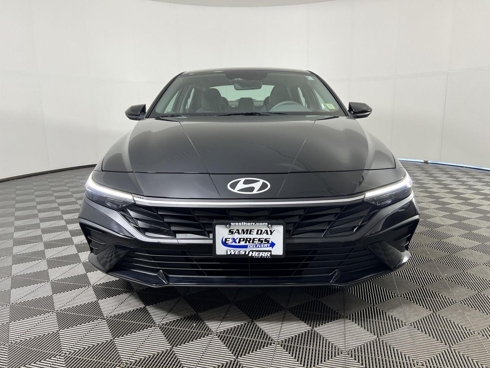 Certified Used 2024 Abyss Black Hyundai SE image 8