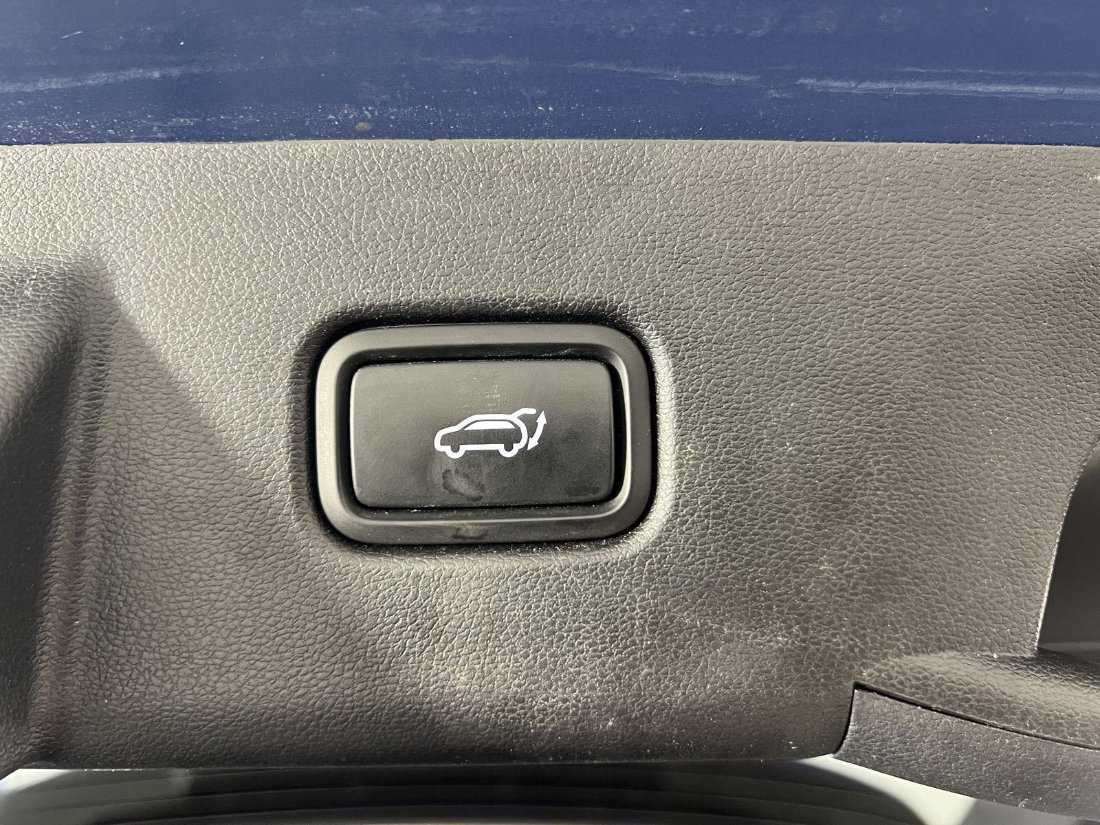 Certified Used 2023 Intense Blue Hyundai SEL image 27