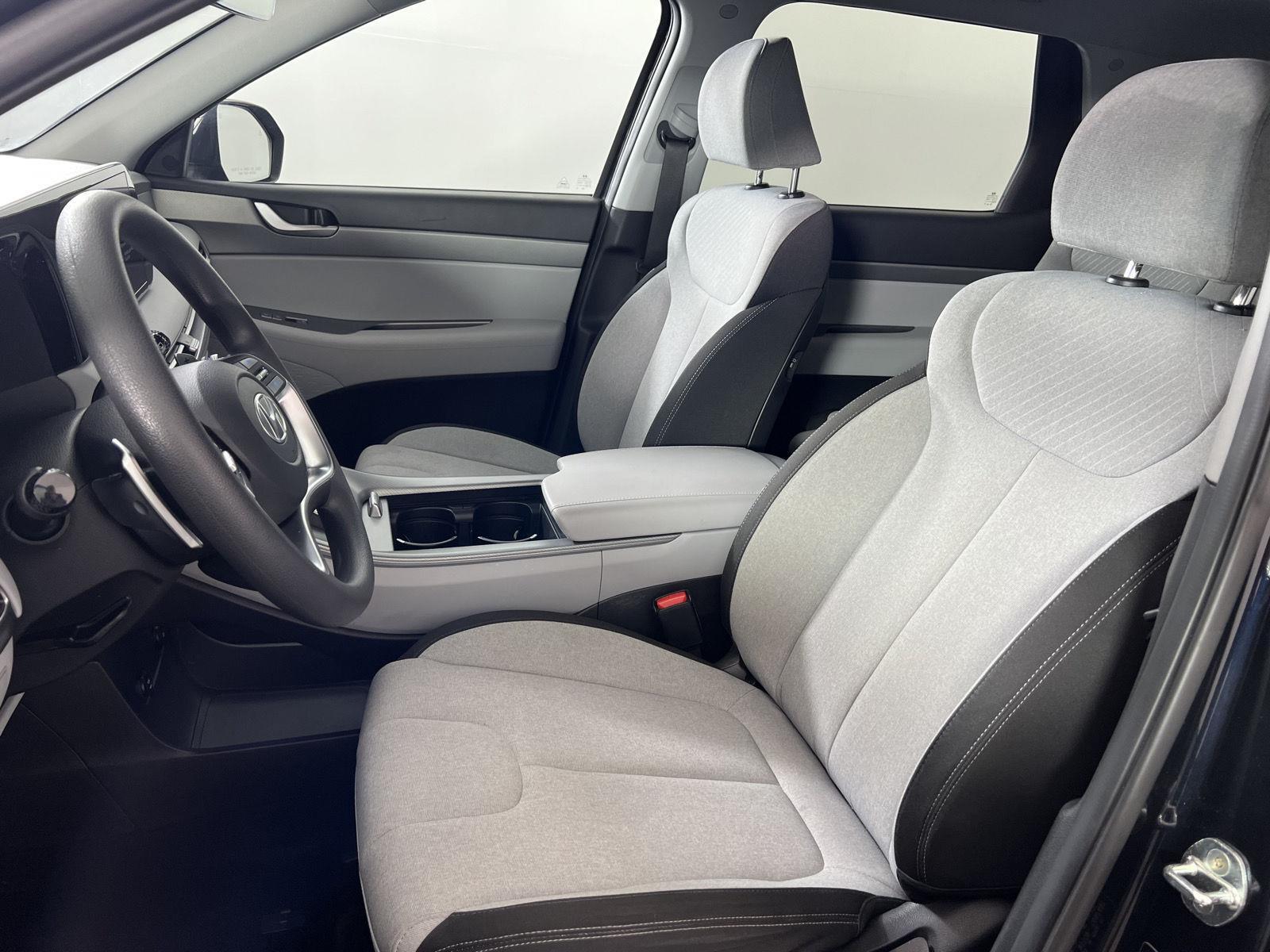 Certified Used 2023 Moonlight Cloud Hyundai SE image 11
