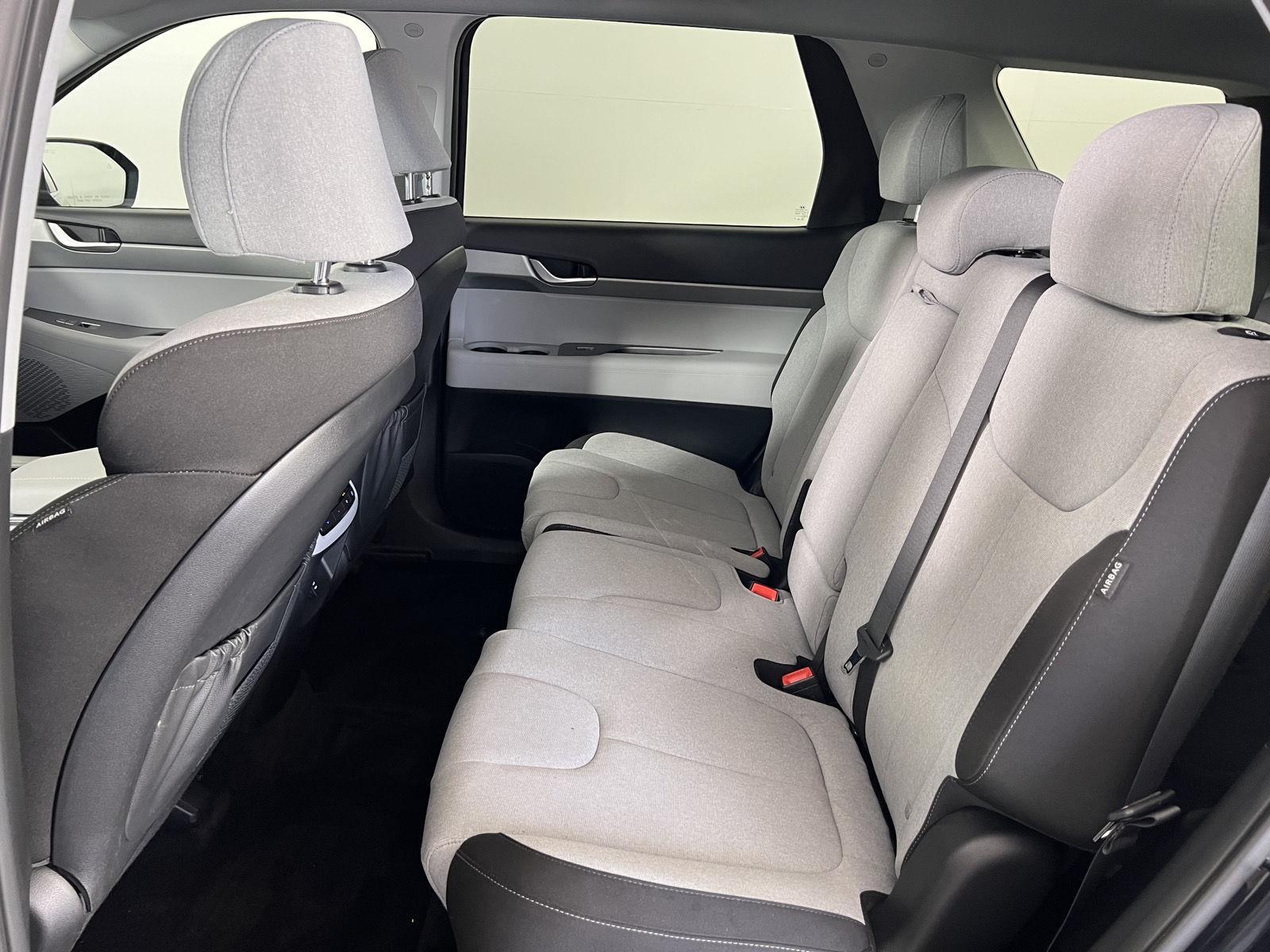 Certified Used 2023 Moonlight Cloud Hyundai SE image 24