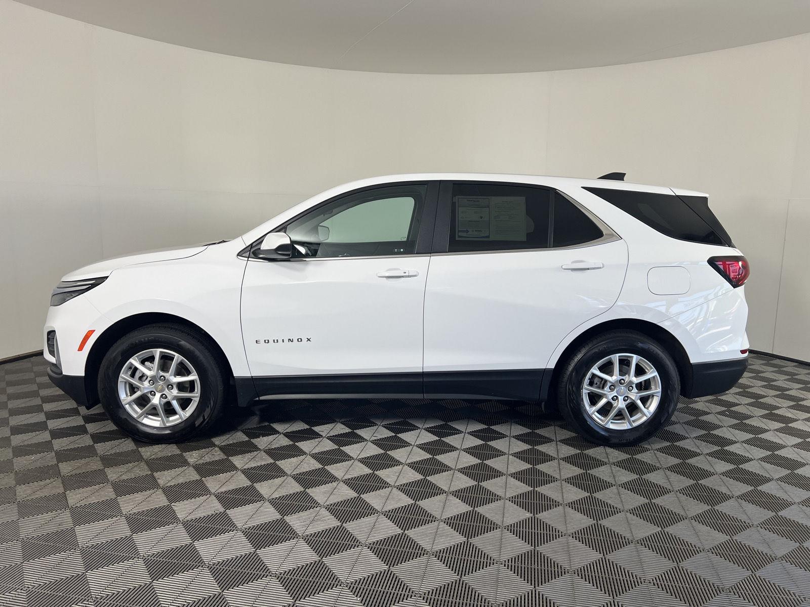Used 2023 Summit White Chevrolet LT image 6