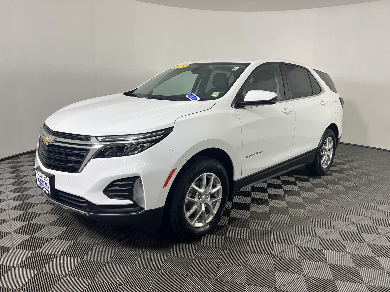Used 2023 Summit White Chevrolet LT image 7
