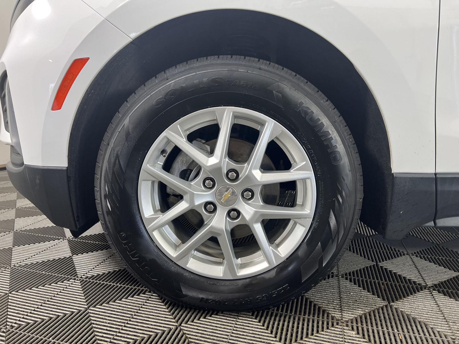 Used 2023 Summit White Chevrolet LT image 9