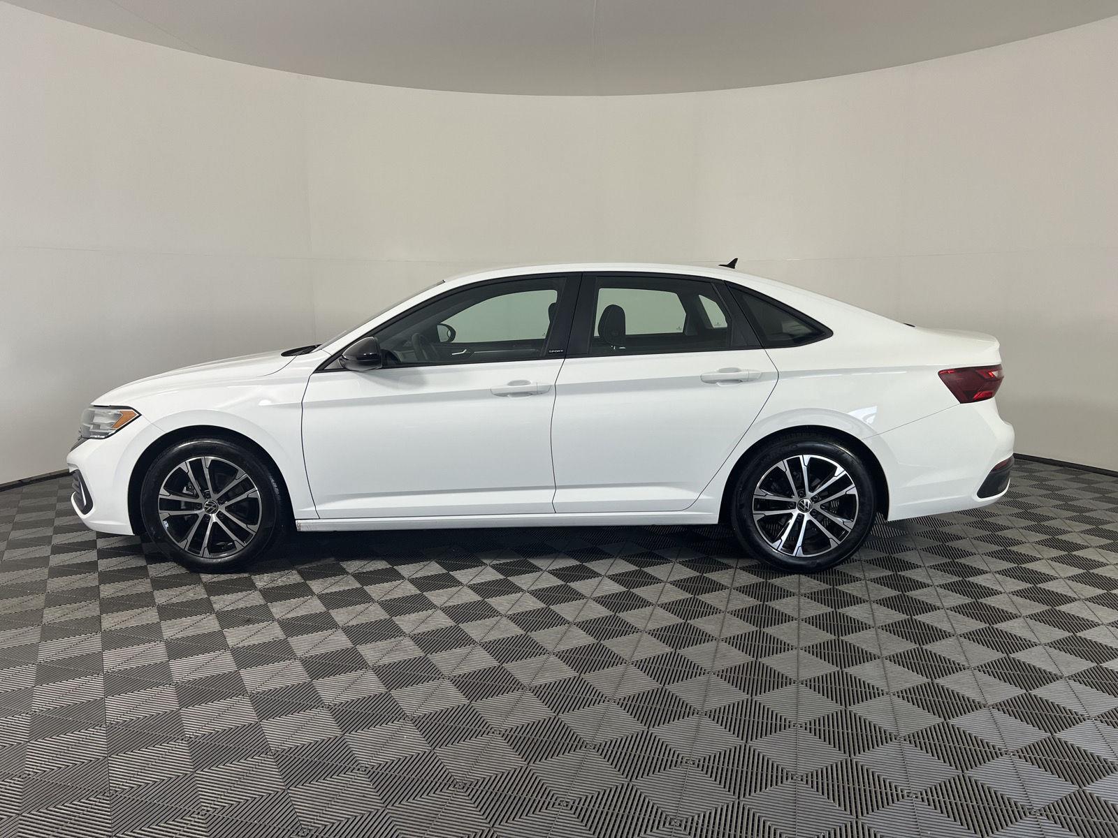 Used 2023 Pure White Volkswagen Sport image 6
