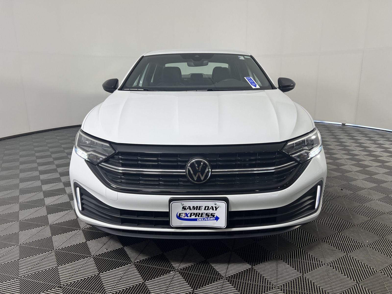 Used 2023 Pure White Volkswagen Sport image 8