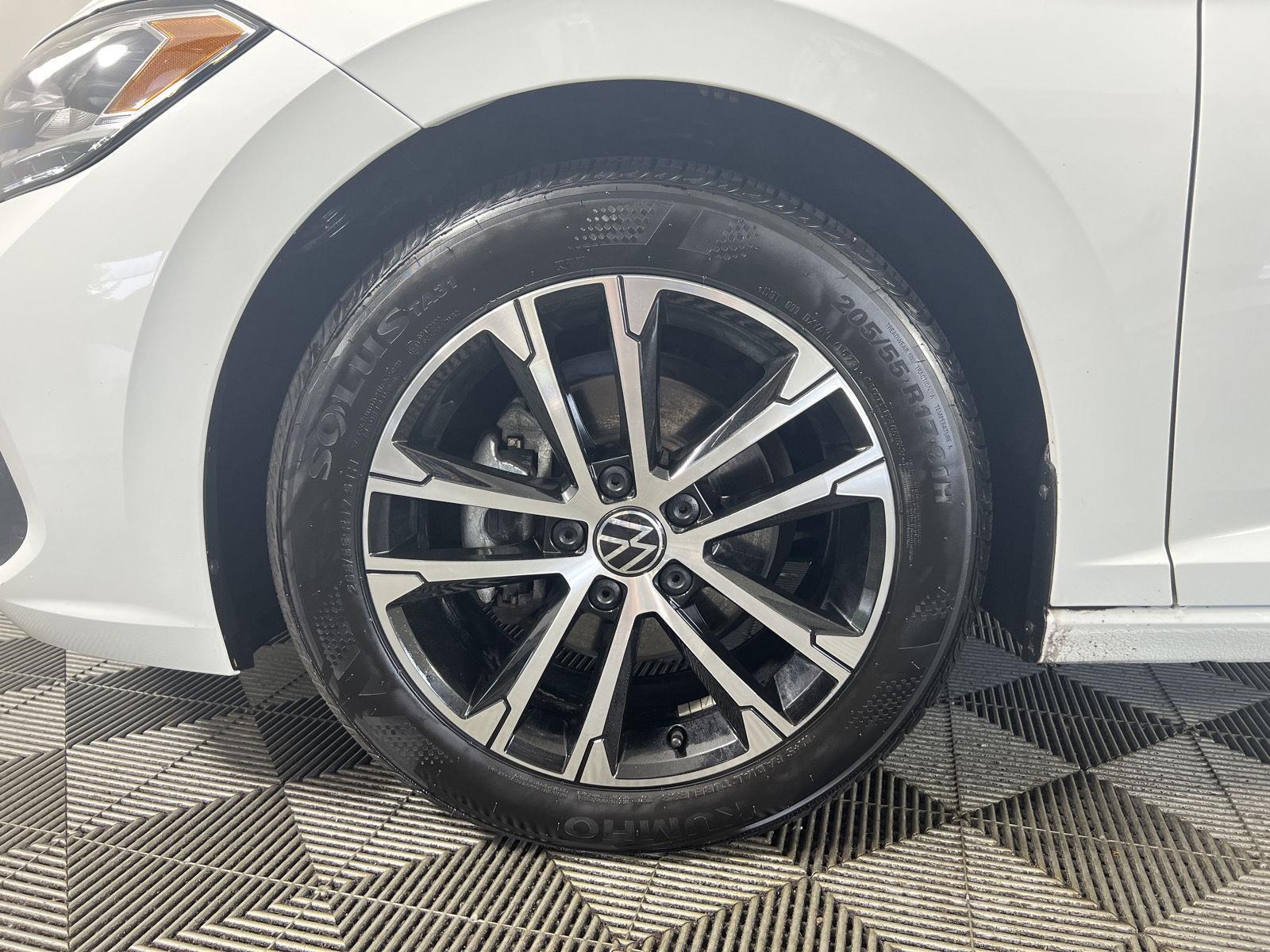Used 2023 Pure White Volkswagen Sport image 9