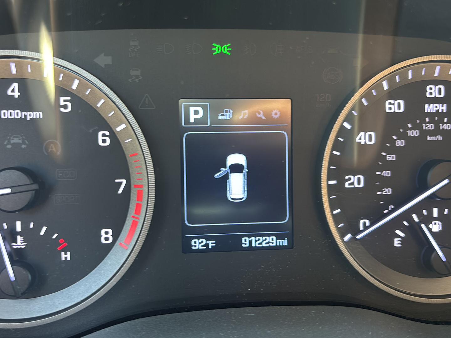 Used 2016 Coliseum Grey Hyundai Sport image 10
