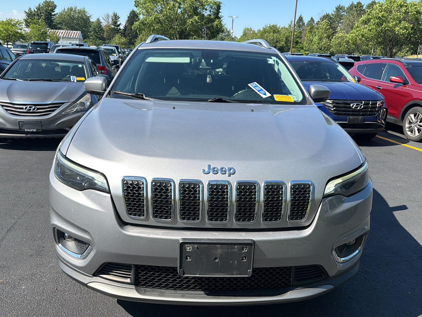 Used 2019 Billet Silver Metallic Clearcoat Jeep Limited image 2