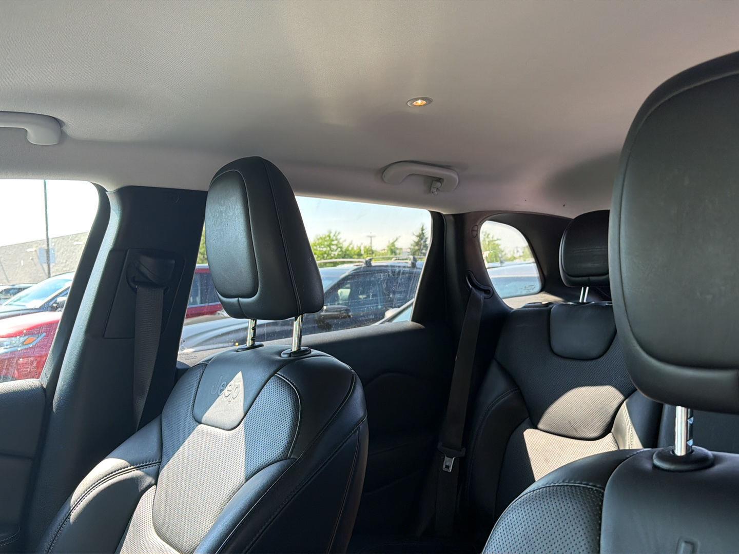 Used 2019 Billet Silver Metallic Clearcoat Jeep Limited image 6