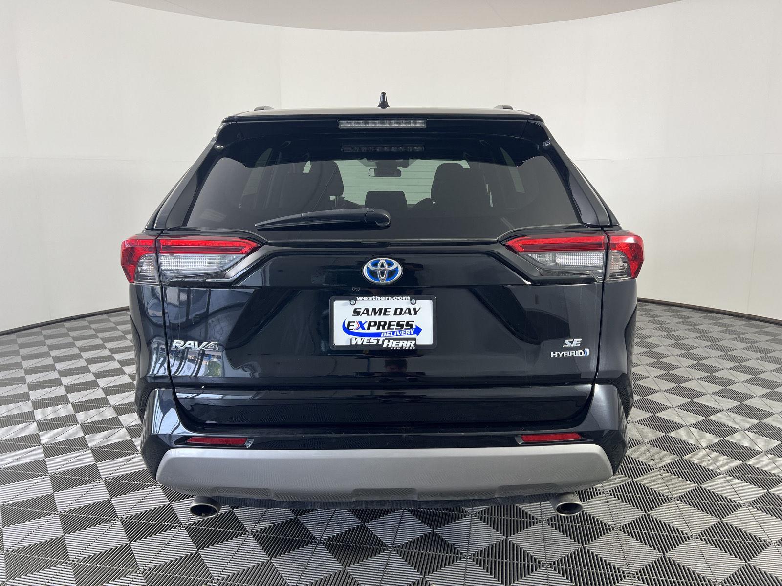 Used 2022 Midnight Black Metallic Toyota Hybrid SE image 4