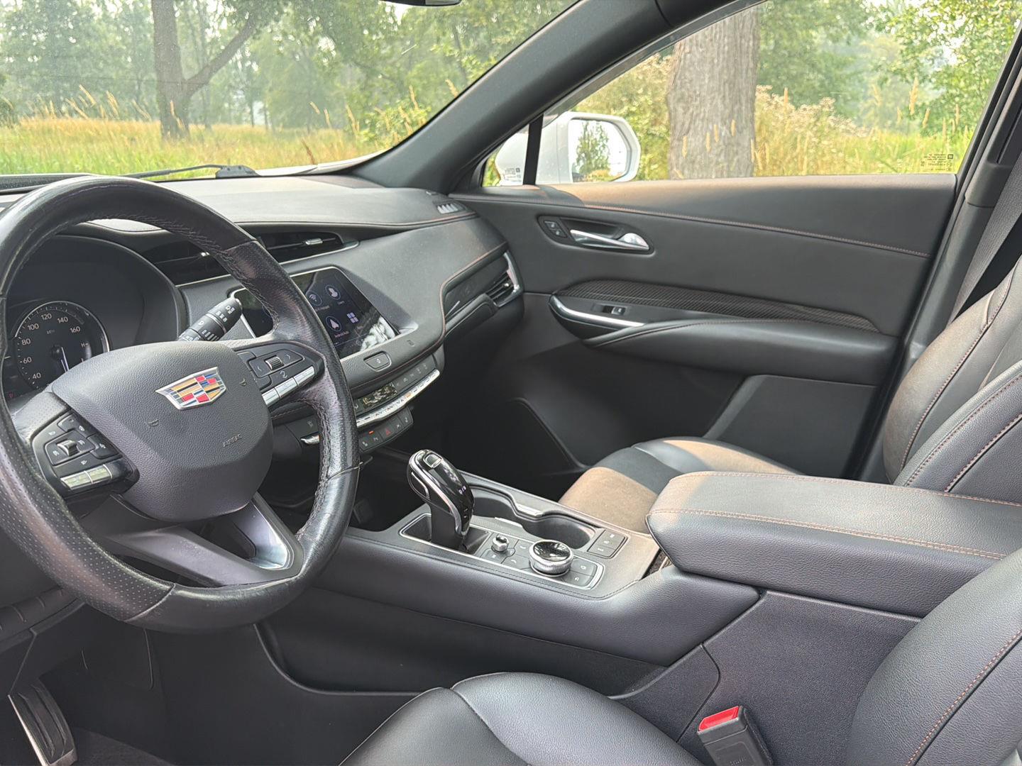 Used 2020 Crystal White Tricoat Cadillac AWD Sport image 6