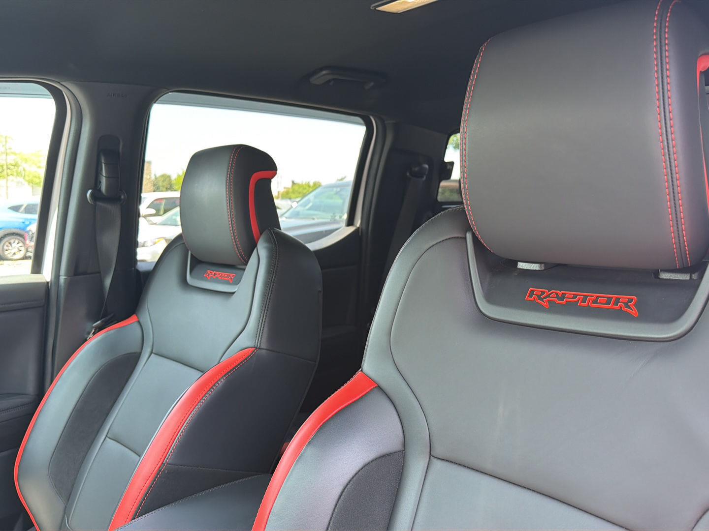 Used 2025 Oxford White Ford Raptor image 9